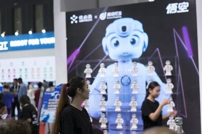 UBTECH攜手編程機器人，帶來最好的開學禮物 智能機器人銷售新篇章